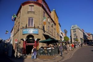 St. Patrick Pub (or Pub St. Patrick) is a wonderful place for good out-door eats in the Old Walled City of Quebec City.